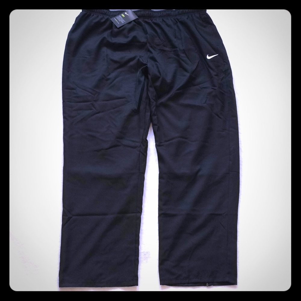 Women's Nike dry-fit pants in Sz 3XL